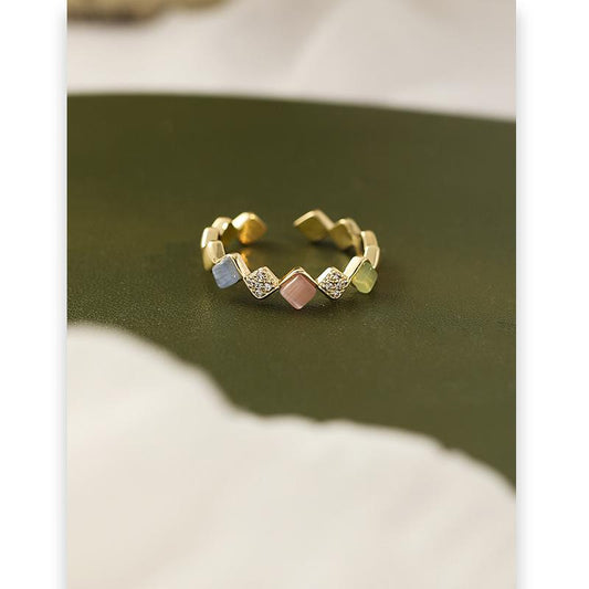 Colorful cat's eye zircon ring